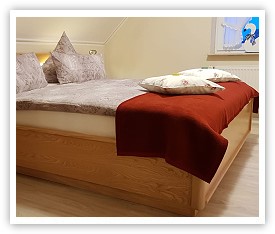 Haus Prve Schlafzimmer mit Kleiderschrank